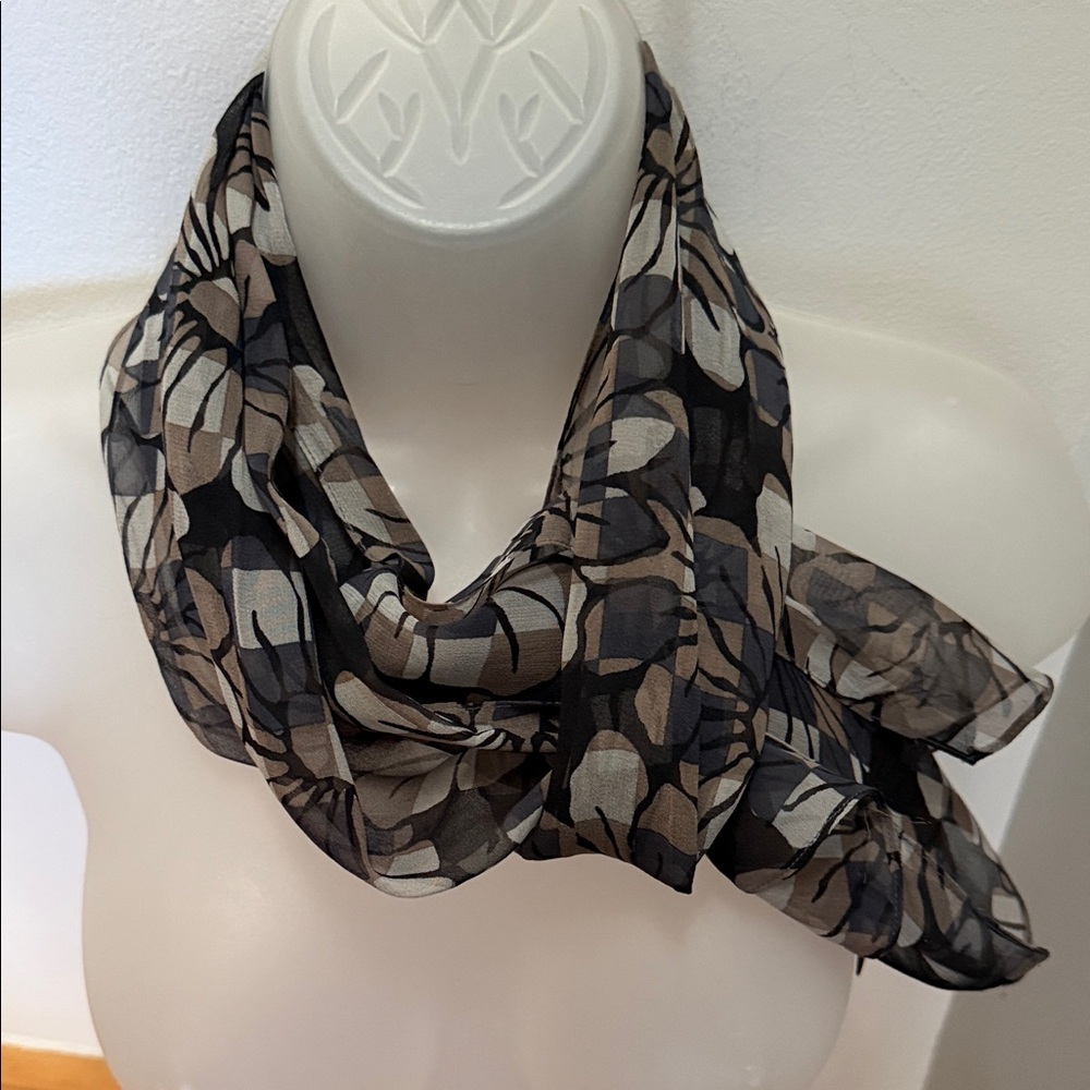 Kenneth Cole Silk Floral Mosaic Pattern Oblong Scarf Shawl VTG